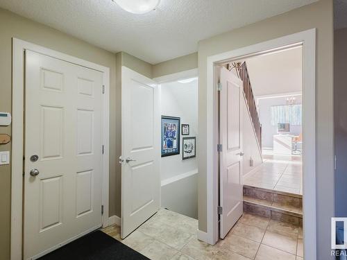 153 Weber Cl Nw, Edmonton, AB 