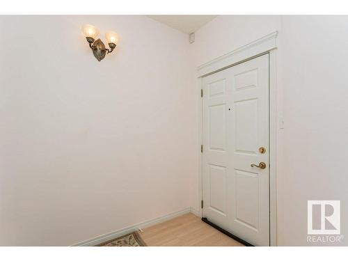 #205 11308 130 Av Nw, Edmonton, AB 