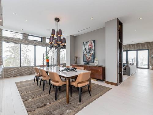 13804 Valleyview Drive, Edmonton, AB - Indoor Photo Showing Dining Room