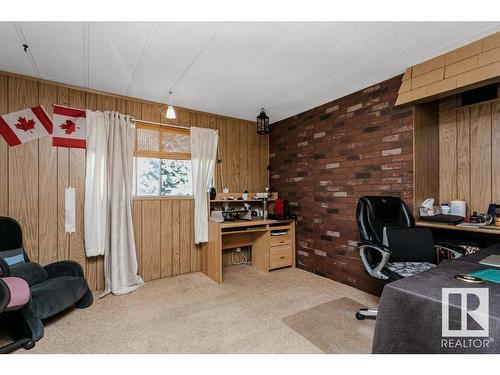 4705 54 Avenue, Calmar, AB - Indoor Photo Showing Office