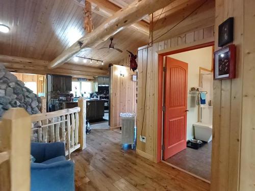 58211 Rr 31, Rural Barrhead County, AB - Indoor Photo Showing Other Room