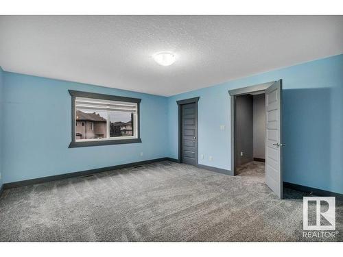 1075 Connelly Wy Sw, Edmonton, AB 