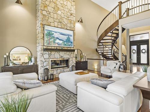 2767 Wheaton Drive, Edmonton, AB - Indoor Photo Showing Living Room With Fireplace