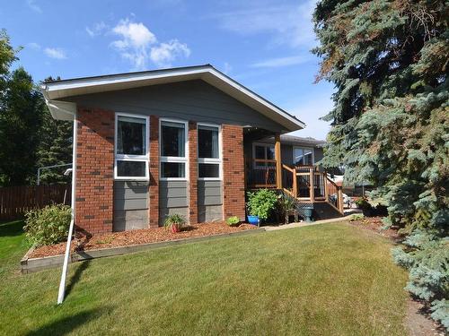 5414 49 Av, Barrhead, AB 