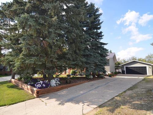 5414 49 Av, Barrhead, AB 