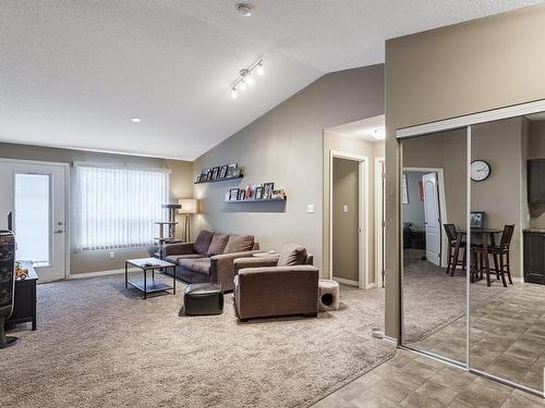 #404 1520 Hammond Ga Nw Nw, Edmonton, AB 