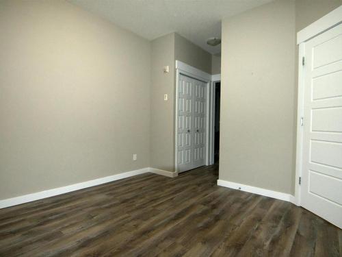 108 10518 113 Street, Edmonton, AB - Indoor Photo Showing Other Room