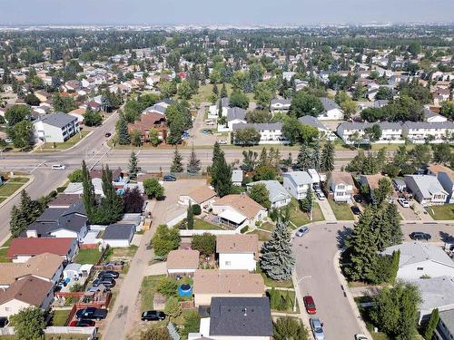 3306 47A St Nw, Edmonton, AB 