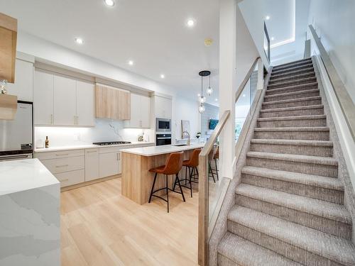 24 20425 93 Avenue, Edmonton, AB - Indoor Photo Showing Kitchen With Upgraded Kitchen