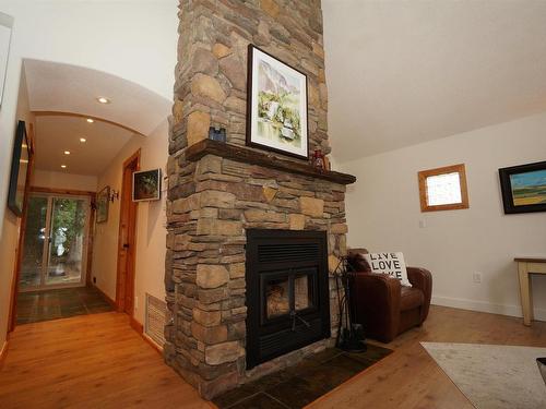 214 Oscar Wikstrom Dr, Rural Lac Ste. Anne County, AB 