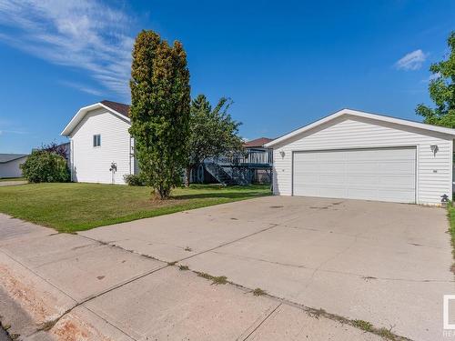 5305 40 St, Cold Lake, AB 