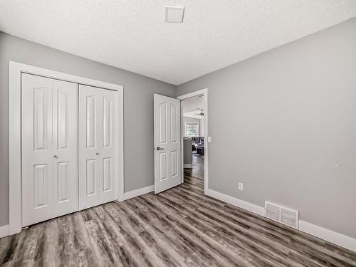 2932 41 Avenue, Edmonton, AB - Indoor