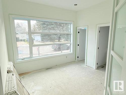 8504 148 Street, Edmonton, AB - Indoor Photo Showing Other Room