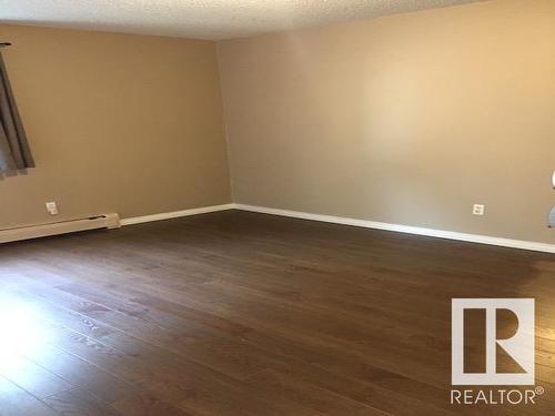 304 10615 110 Street Nw, Edmonton, AB - Indoor Photo Showing Other Room