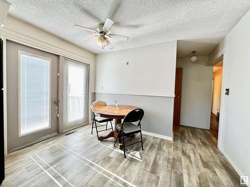 4902 Mackenzie Avenue, Drayton Valley, AB - Indoor Photo Showing Dining Room