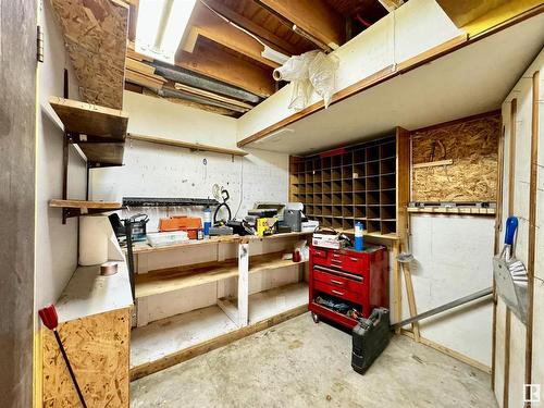 4902 Mackenzie Avenue, Drayton Valley, AB - Indoor Photo Showing Basement