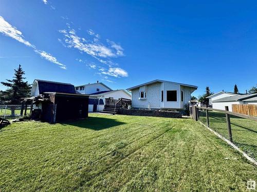 4902 Mackenzie Avenue, Drayton Valley, AB - Outdoor