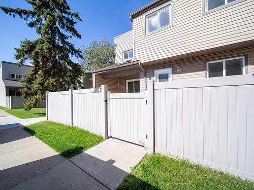 1802 Lakewood Rd S Nw, Edmonton, AB 