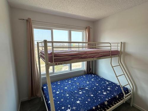 18007 71 Street, Edmonton, AB - Indoor Photo Showing Bedroom