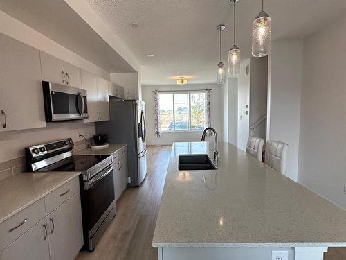 18007 71 Street, Edmonton, AB - Indoor Photo Showing Kitchen With Stainless Steel Kitchen With Double Sink With Upgraded Kitchen