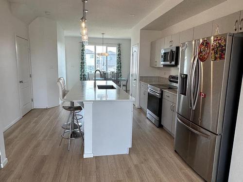 18007 71 Street, Edmonton, AB - Indoor Photo Showing Kitchen With Stainless Steel Kitchen With Upgraded Kitchen