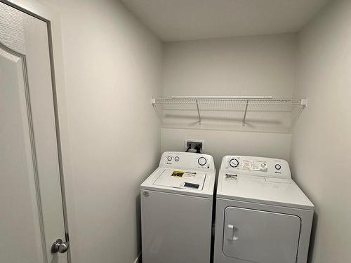 18007 71 Street, Edmonton, AB - Indoor Photo Showing Laundry Room