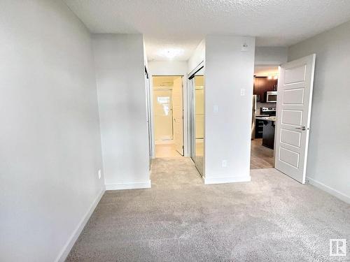 215 5510 Schonsee Drive, Edmonton, AB - Indoor Photo Showing Other Room