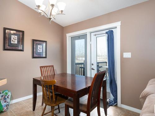 506 Lakewood Close, Cold Lake, AB - Indoor Photo Showing Dining Room