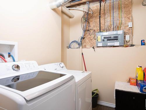 506 Lakewood Close, Cold Lake, AB - Indoor Photo Showing Laundry Room