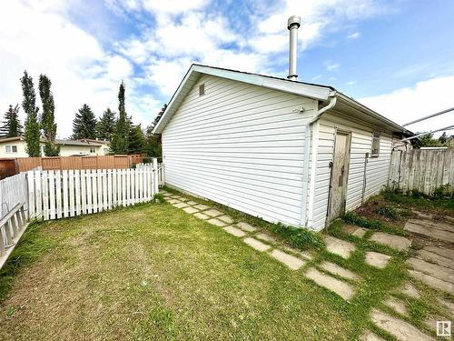 108 Millbourne E Nw, Edmonton, AB 