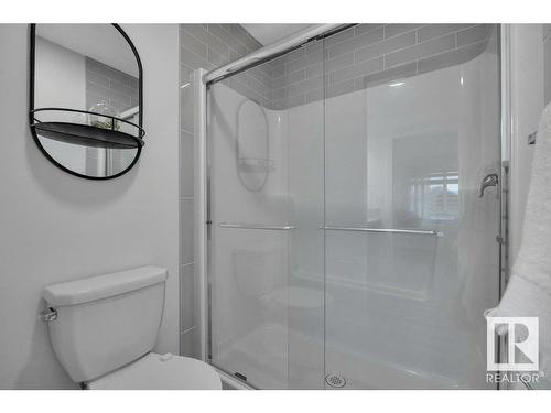 532 Bluff Lane, Leduc, AB - Indoor Photo Showing Bathroom