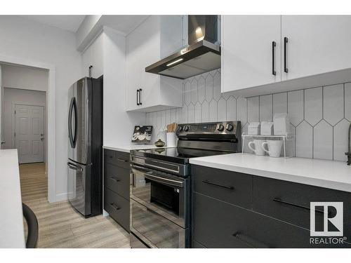 532 Bluff Lane, Leduc, AB - Indoor Photo Showing Kitchen