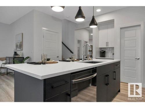 532 Bluff Lane, Leduc, AB - Indoor Photo Showing Kitchen