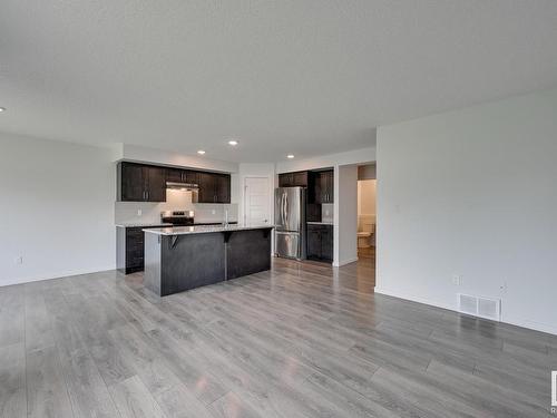 21806 91 Avenue, Edmonton, AB - Indoor Photo Showing Kitchen