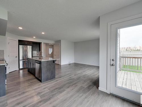 21806 91 Avenue, Edmonton, AB - Indoor Photo Showing Kitchen