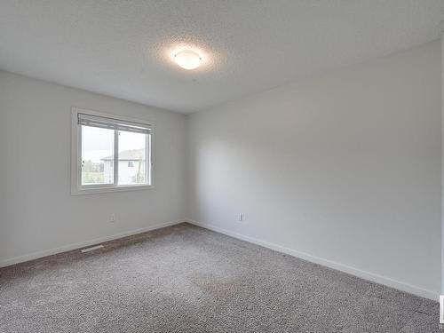 21806 91 Avenue, Edmonton, AB - Indoor Photo Showing Other Room