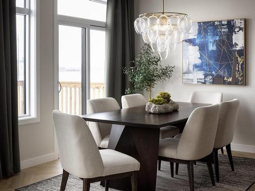 4207 206 Street, Edmonton, AB - Indoor Photo Showing Dining Room