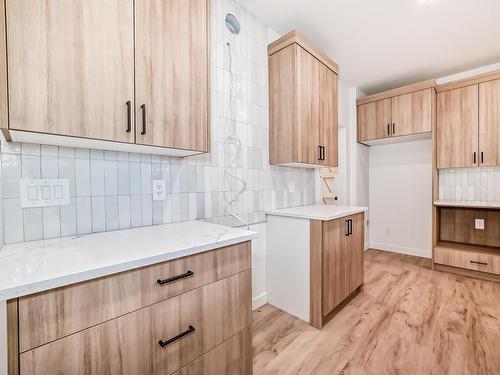 4211 206 Street, Edmonton, AB - Indoor Photo Showing Kitchen