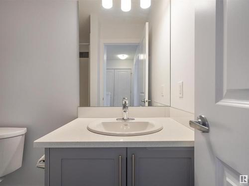 70 655 Watt Boulevard, Edmonton, AB - Indoor Photo Showing Bathroom