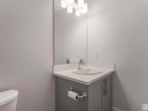 70 655 Watt Boulevard, Edmonton, AB - Indoor Photo Showing Bathroom