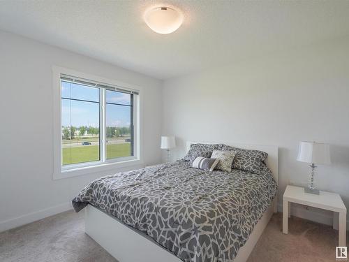 70 655 Watt Boulevard, Edmonton, AB - Indoor Photo Showing Bedroom