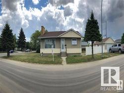 13703 137 AV NW  Edmonton, AB T5L 4C7