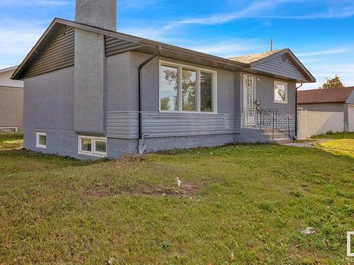 13703 137 Avenue, Edmonton, AB - Outdoor