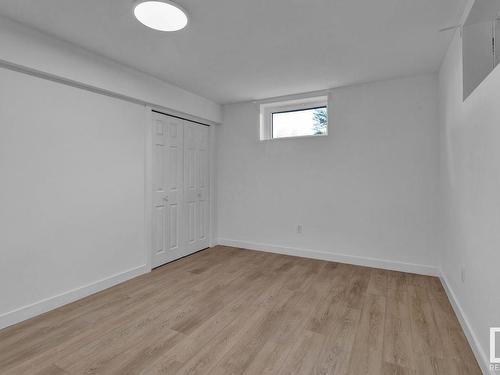 13703 137 Avenue, Edmonton, AB - Indoor Photo Showing Other Room