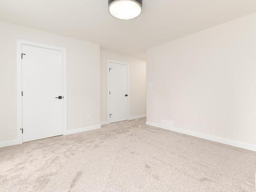 38 Heartwood Lane, Stony Plain, AB - Indoor Photo Showing Other Room