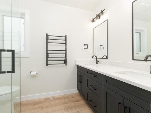 38 Heartwood Lane, Stony Plain, AB - Indoor Photo Showing Bathroom