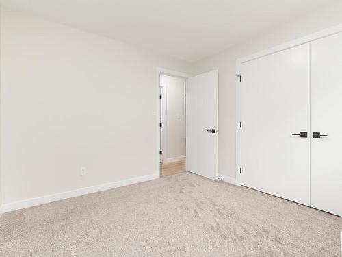 38 Heartwood Lane, Stony Plain, AB - Indoor Photo Showing Other Room