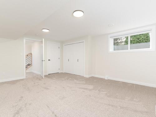 38 Heartwood Lane, Stony Plain, AB - Indoor Photo Showing Other Room