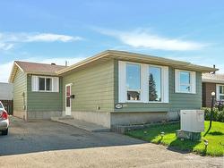 13819A 114 ST NW  Edmonton, AB T5X 4A1