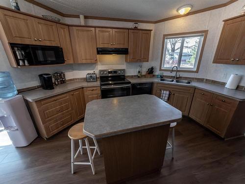 4916 56 Street, Rural Lac Ste. Anne County, AB - Indoor Photo Showing Kitchen With Double Sink